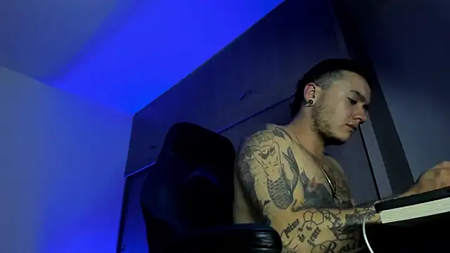 male pussy online show from December 1, 2025, 2:56 am