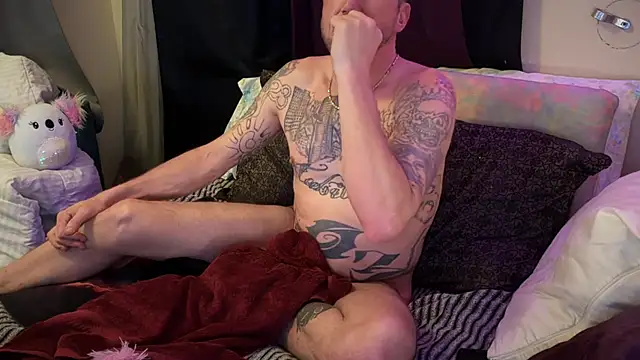 SexyDaddy303666 online show from February 15, 2026, 10:58 am