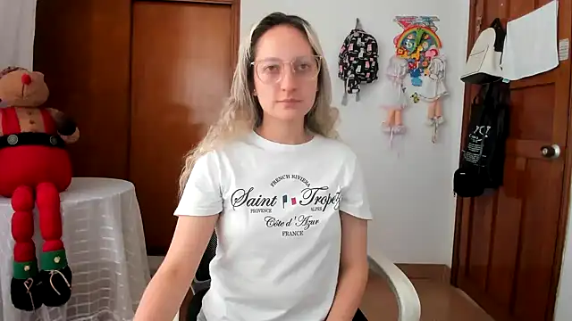 Adele johnsonn1 online show from February 25, 2026, 4:18 pm