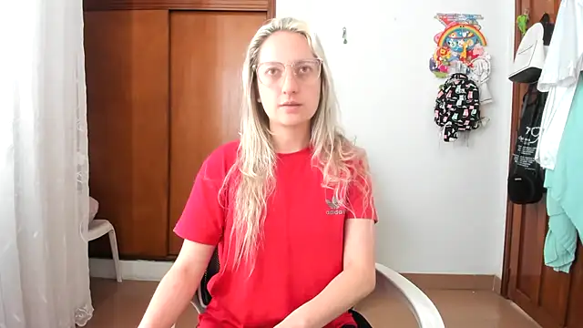 Snapshot of Adele_johnsonn1 chatting on November 17, 2025, 3:38 pm Adele johnsonn1 online show from November 17, 2025, 3:38 pm