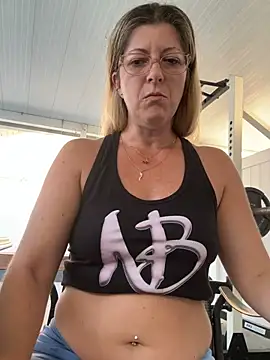 NikkiBlisss online show from July 20, 2026, 11:12 am