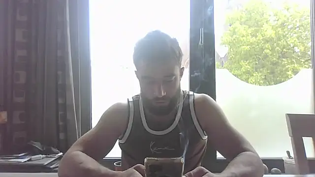Vekie 007 online show from May 2, 2026, 10:31 am