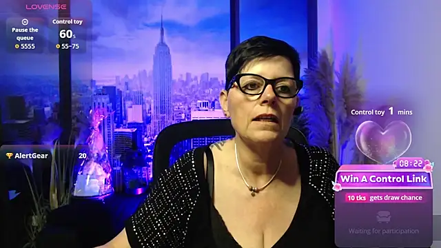 ninarandmann online show from May 31, 2026, 4:24 pm