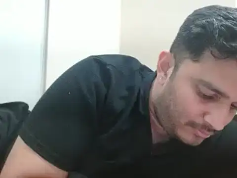 robintoit online show from April 22, 2026, 5:31 pm