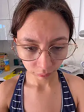 Bonniepark online show from November 12, 2025, 1:15 pm