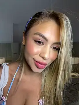  laura 02 online show from February 10, 2026, 7:35 pm