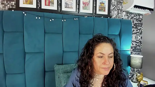 hanny milf online show from January 9, 2026, 11:39 am