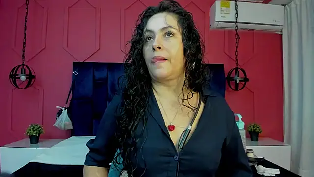 hanny milf online show from May 21, 2026, 11:51 am