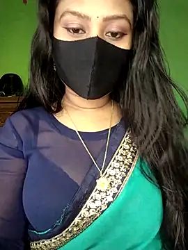 Idhika Paul online show from March 25, 2026, 3:17 am