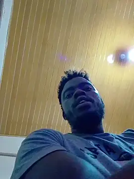 MaskedGQ online show from October 17, 2025, 10:39 am