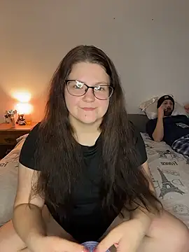 Snapshot of sexybee124 chatting on January 12, 2026, 3:24 am sexybee124 online show from January 12, 2026, 3:24 am