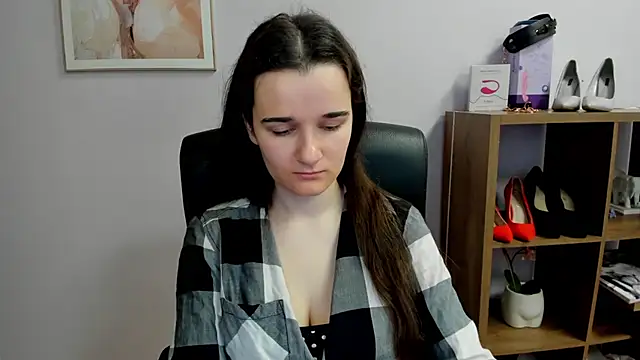 Snapshot of KateDelight chatting on March 14, 2026, 7:58 am KateDelight online show from March 14, 2026, 7:58 am