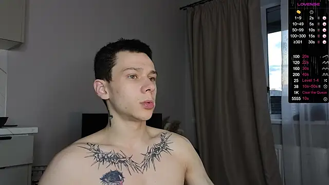 R1mmo   online show from September 9, 2025, 4:38 pm