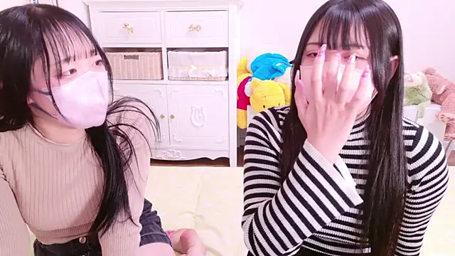 Snapshot of nathi_ko_xo chatting on March 1, 2025, 4:44 pm nathi ko xo online show from March 1, 2025, 4:44 pm