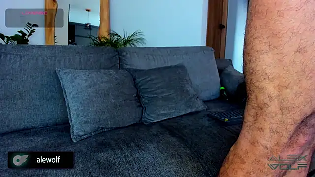 Snapshot of alex_wolf_ chatting on February 25, 2026, 10:20 pm alex wolf online show from February 25, 2026, 10:20 pm