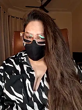 SEXY-Sardarni online show from June 13, 2026, 3:21 pm