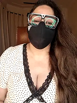 SEXY-Sardarni online show from June 24, 2026, 2:48 pm