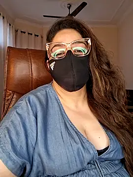 SEXY-Sardarni online show from June 27, 2026, 8:09 am