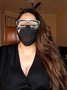 SEXY-Sardarni online show from June 23, 2026, 2:37 pm