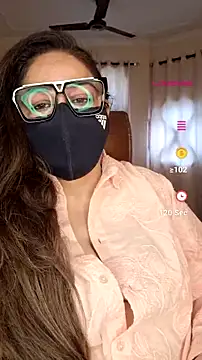 SEXY-Sardarni online show from August 8, 2026, 6:09 am