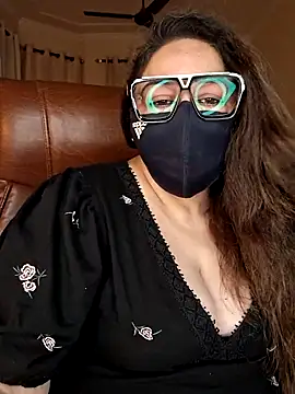 SEXY-Sardarni online show from July 10, 2026, 3:12 pm