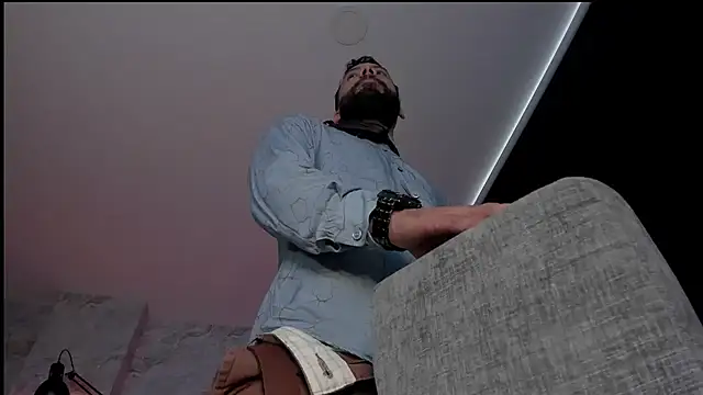 Snapshot of bruno_woods chatting on November 27, 2025, 1:55 pm bruno woods online show from November 27, 2025, 1:55 pm