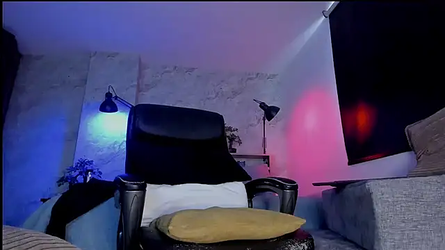 Snapshot of bruno_woods chatting on November 25, 2025, 12:05 pm bruno woods online show from November 25, 2025, 12:05 pm