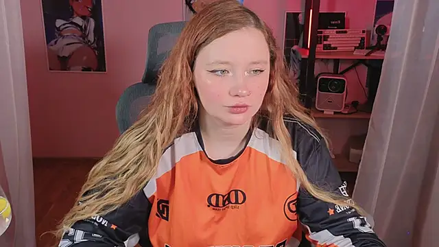 carolina elf online show from March 3, 2026, 5:03 am