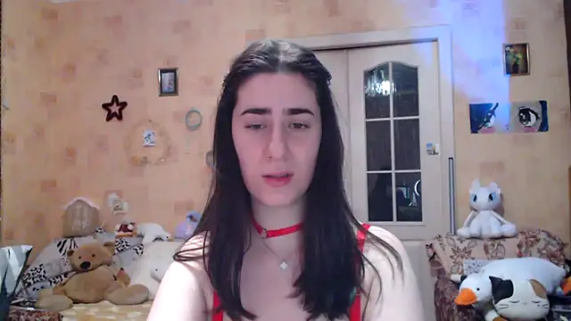 INELIKA online show from February 7, 2025, 5:07 pm