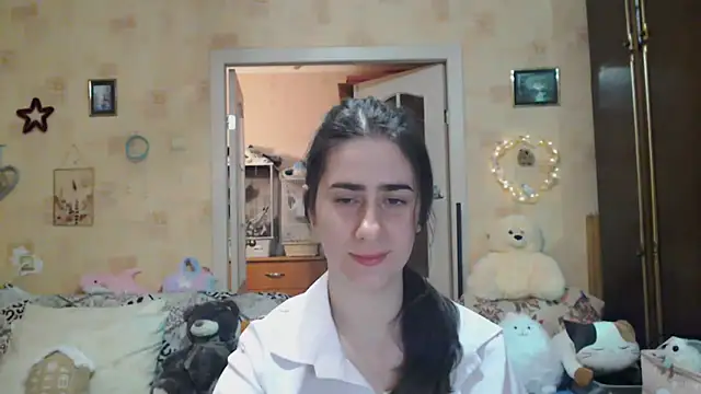 INELIKA online show from September 14, 2025, 9:15 pm