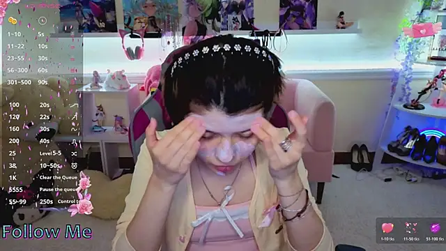 Snapshot of Katya_Zaitseva chatting on May 2, 2026, 12:32 pm Katya Zaitseva online show from May 2, 2026, 12:32 pm