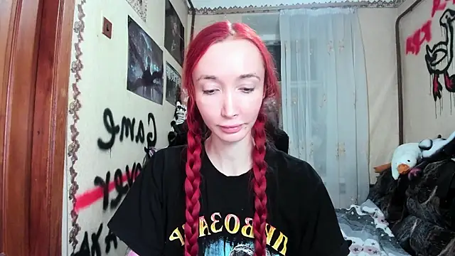 Roxy Silver online show from February 22, 2026, 9:16 pm