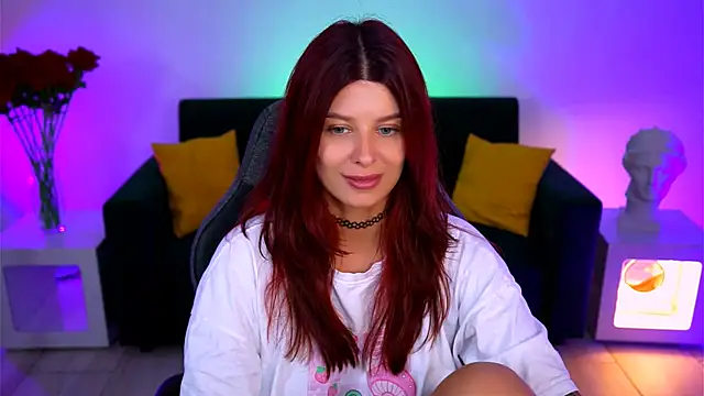 NicoleMun online show from November 26, 2025, 12:27 pm