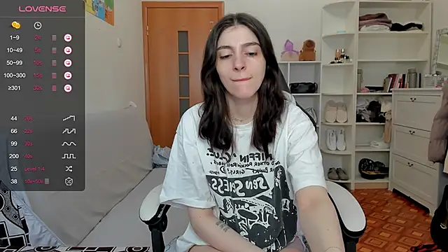 broosnica1 online show from April 16, 2026, 7:09 am