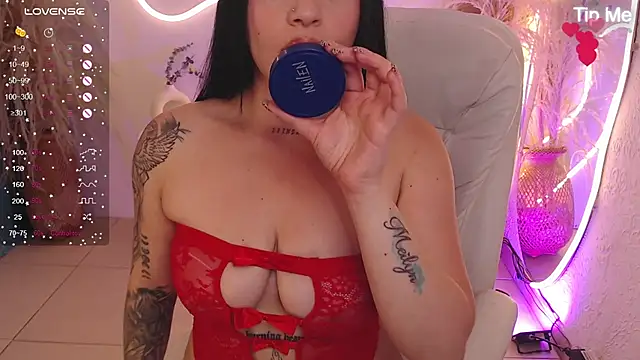 ViolettaHotLatin  online show from March 6, 2026, 12:11 pm