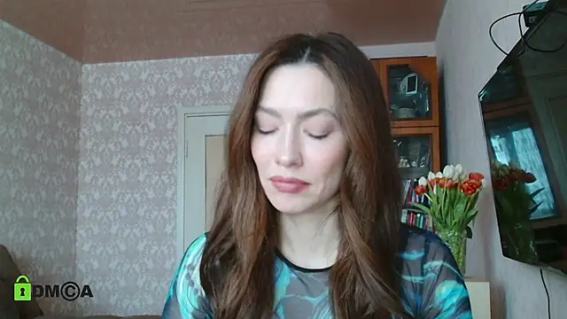 alicia spicy online show from March 10, 2025, 4:07 am