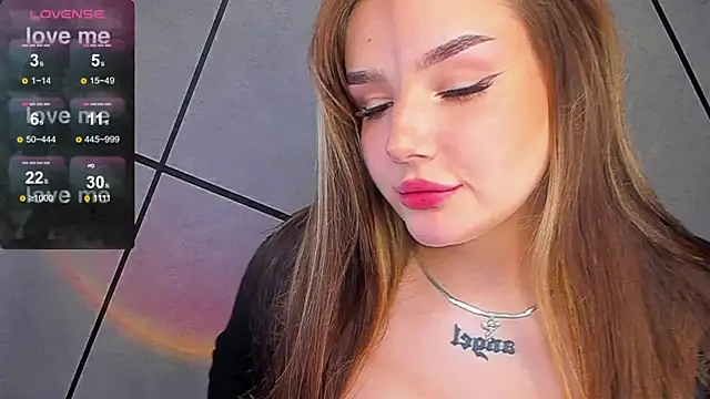 Snapshot of little_m0use chatting on September 13, 2025, 5:24 pm little m0use online show from September 13, 2025, 5:24 pm