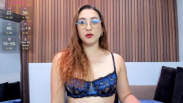  LaraMom  online show from July 15, 2026, 1:51 pm