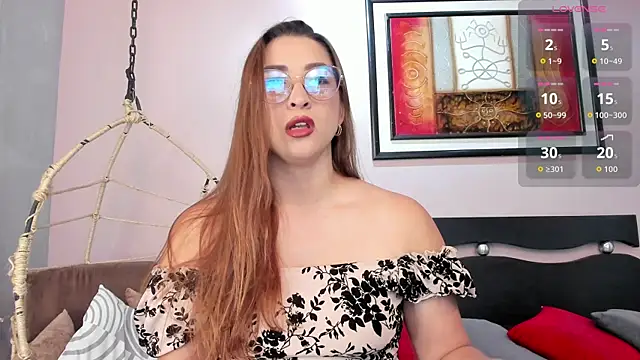  LaraMom  online show from July 25, 2026, 1:06 pm