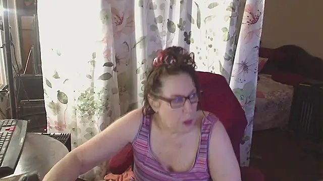 Ireallysquirt online show from July 1, 2026, 4:13 am