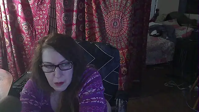 Snapshot of Ireallysquirt chatting on February 4, 2026, 2:17 am Ireallysquirt online show from February 4, 2026, 2:17 am