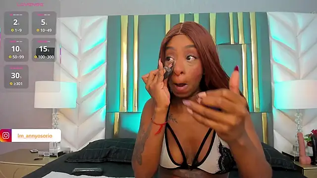 Snapshot of Anny_osorio chatting on November 24, 2025, 7:25 pm Anny osorio online show from November 24, 2025, 7:25 pm