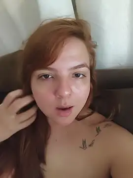 Snapshot of Bruninha_Hot10 chatting on April 25, 2026, 7:00 pm Bruninha Hot10 online show from April 25, 2026, 7:00 pm
