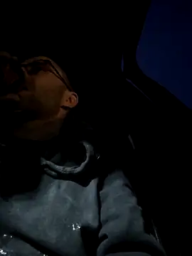 Snapshot of robertilevis chatting on January 24, 2025, 5:42 pm robertilevis online show from January 24, 2025, 5:42 pm