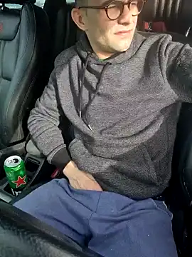 Snapshot of robertilevis chatting on January 18, 2025, 11:43 am robertilevis online show from January 18, 2025, 11:43 am