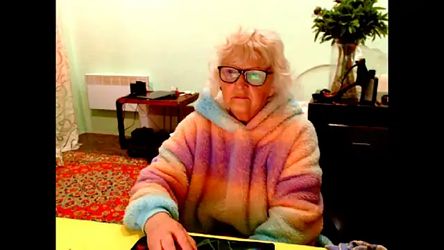 Natali7634 online show from May 11, 2026, 4:36 am