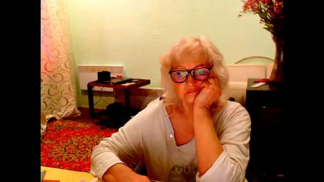Natali7634 online show from June 8, 2026, 3:18 am