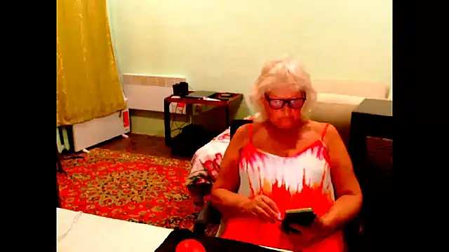 Natali7634 online show from June 24, 2026, 8:39 pm