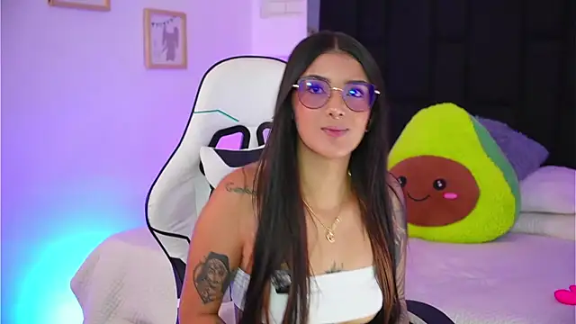 Marianamonroe  online show from March 30, 2026, 7:04 pm