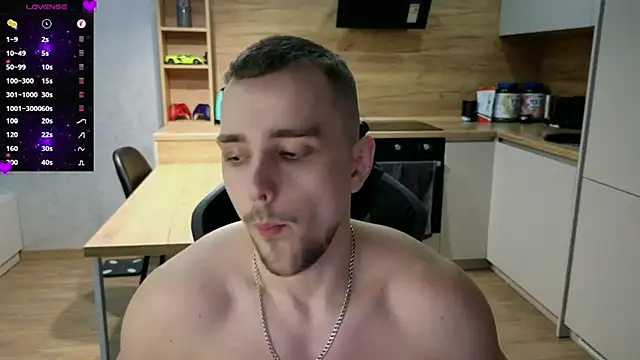 Snapshot of Larstar01 chatting on March 7, 2025, 7:16 pm Larstar01 online show from March 7, 2025, 7:16 pm